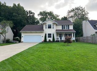 366 Appletree Dr, Painesville, OH 44077