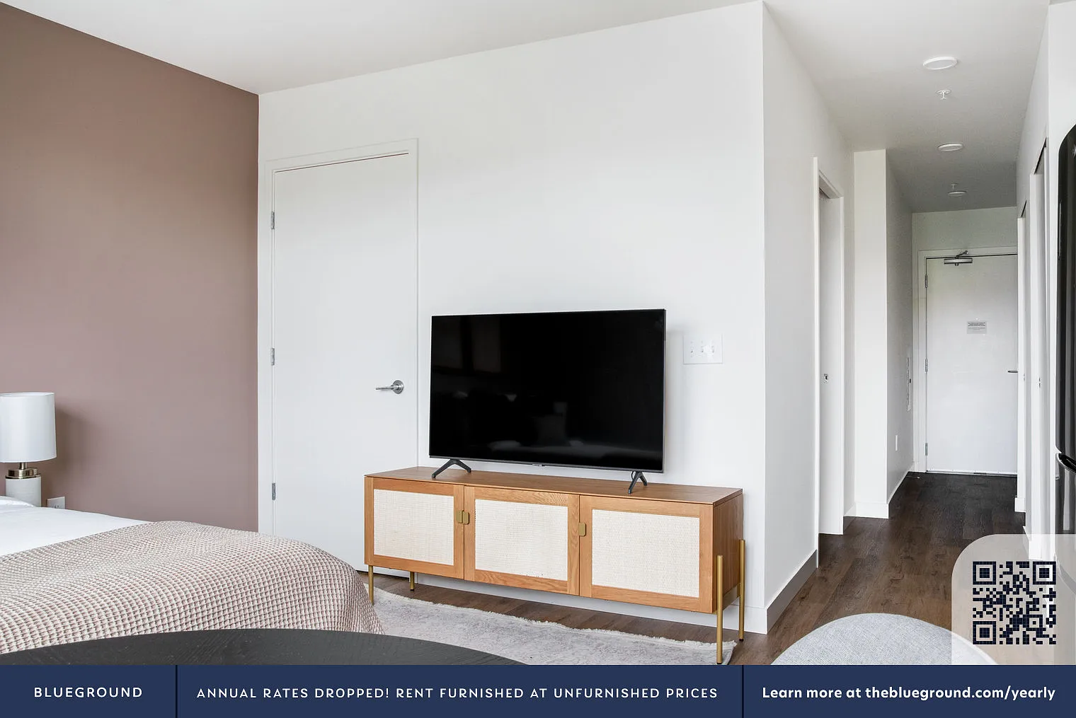 Studio, 1.0 bath, 428 sqft, $2,160 — Photo 2