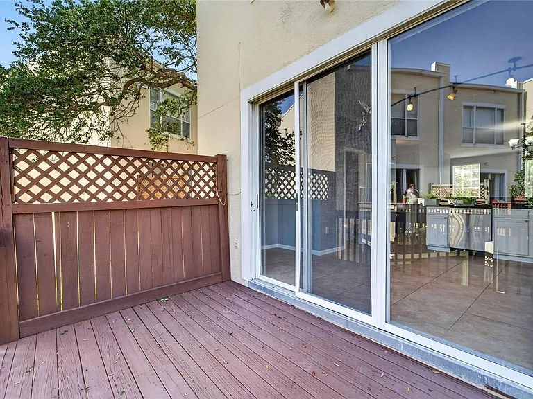 3186 Bayshore Oaks Dr — Photo 37
