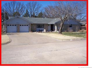 2331 Mountain Dr, Bartlesville, OK 74003