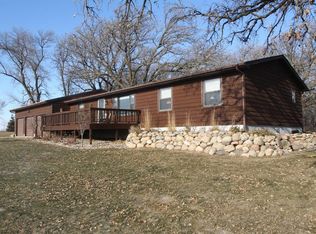1939 250th St, Milford, IA 51351
