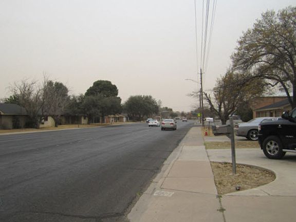 4th image of 2809 Tanglewood Ln