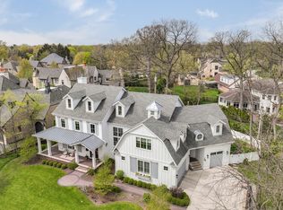 1049 Sylvan Cir, Naperville, IL 60540