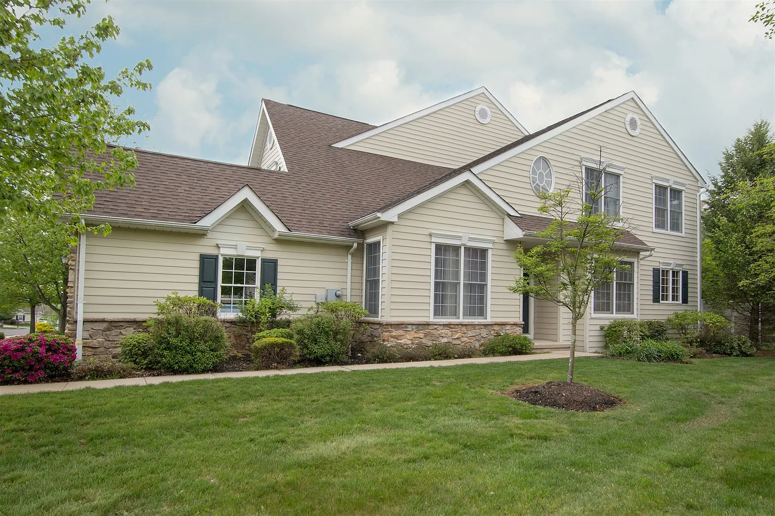 43 Patriot Hill Dr photo 1