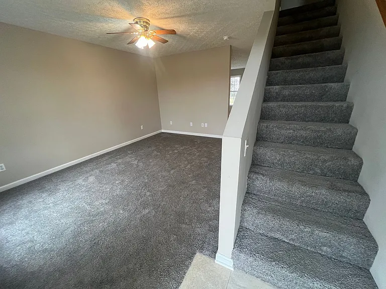 411 Pepper St — Photo 5