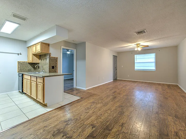 230 Berry Tree Pl — Photo 6