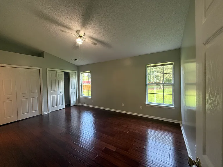 3235 Silver Spur Ct — Photo 11