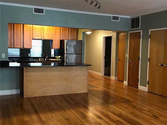 3rd image of 76-08 69th Pl APT 1D
