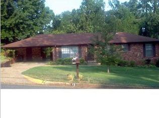 12 Overhill Rd, Tuscaloosa, AL 35405