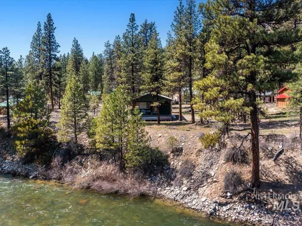 21 Eightmile Dr, Lowman, ID 83637