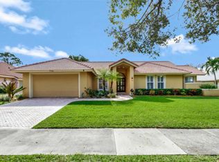 9766 SE Landing Pl, Jupiter, FL 33469
