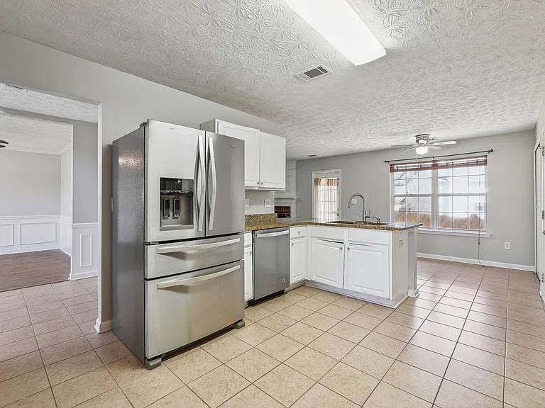 1345 Holleybrooke Dr — Photo 12