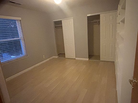 4th image of 4712A Reinhardt Dr