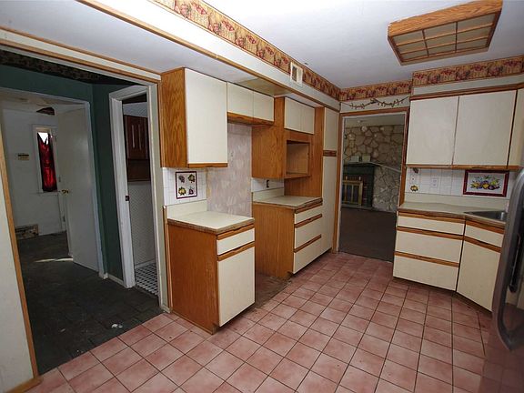 5th image of 25 Wycomb Pl