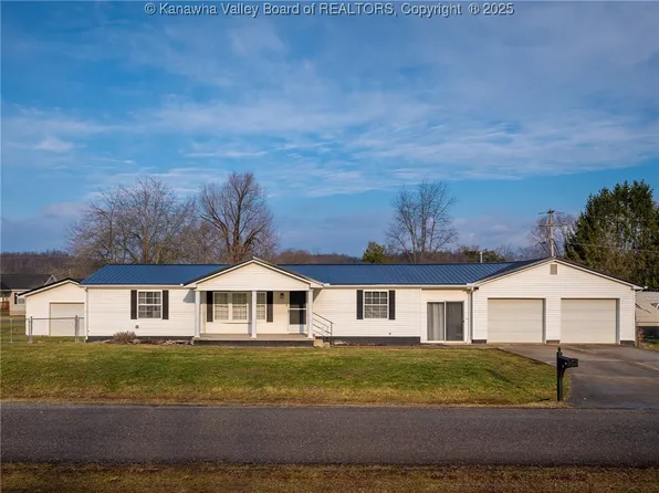 126 Frazier Ln, Buffalo, WV 25033