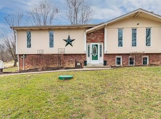 3082 Green Valley Rd, Claysville, PA 15323