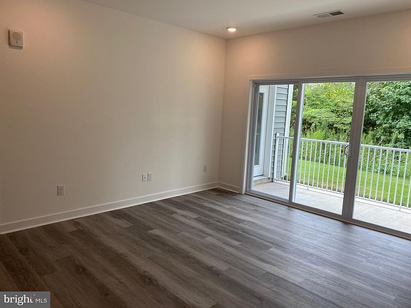 4th image of 33530 Old Salt Ln #1103
