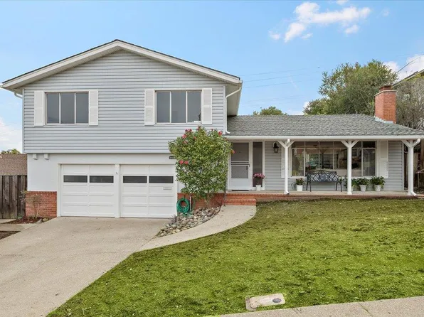 3863 Vineyard Dr, Redwood City, CA 94061