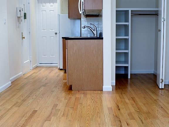3rd image of 501 E 78th St APT 3D