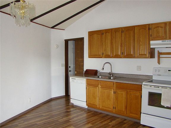 5th image of 256 Sand Dune Ave NW