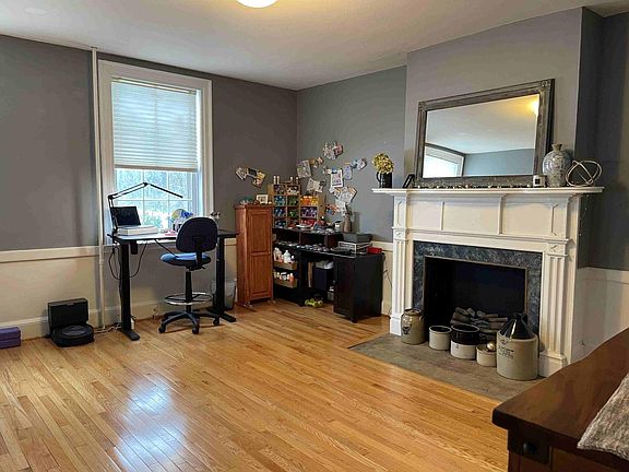 3rd image of 39 N Main St Unit 1