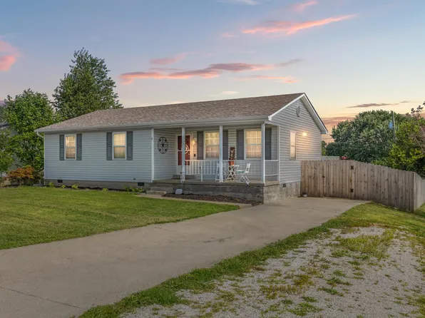 1107 Cherrywood Dr, Lawrenceburg, KY 40342