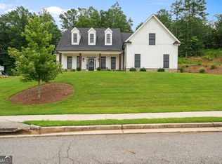 298 Boulder Lake Dr NE, Cartersville, GA 30121