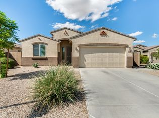 36070 N Matthews Dr, San Tan Valley, AZ 85143