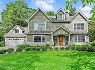 3S732 Glen Dr S, Warrenville, IL 60555