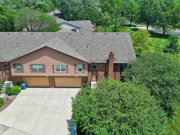 7467 Prairie Lake Dr, Indianapolis, IN 46256