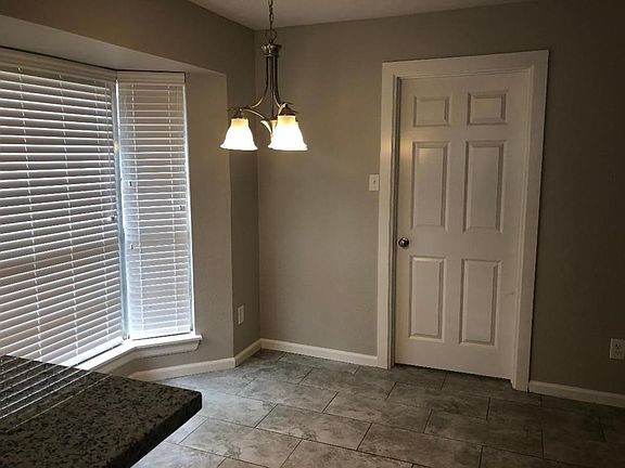 3rd image of 10807 Kirkmead Dr