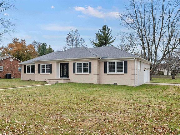 2nd image of 3808 Locust Hill Dr