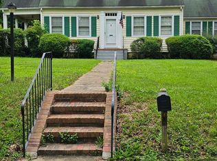 616 N Brunswick Ave, South Hill, VA 23970