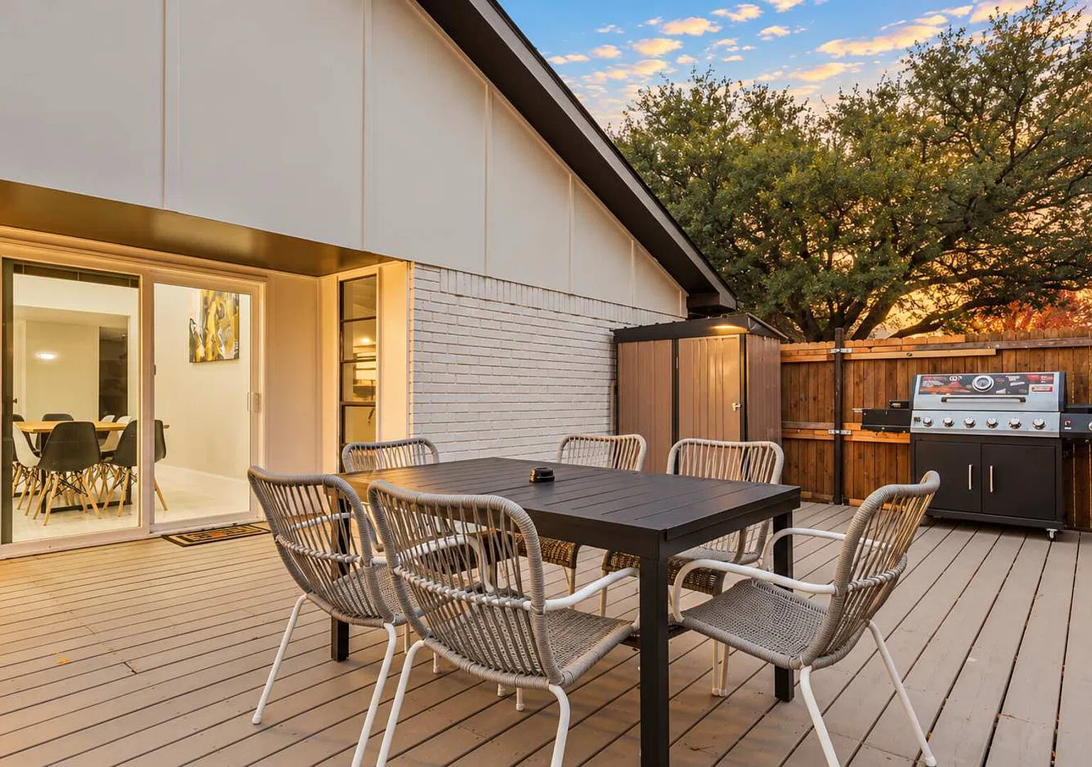 Spacious 5BR 2BA Home | Pool, Grill & Game Room — Photo 2
