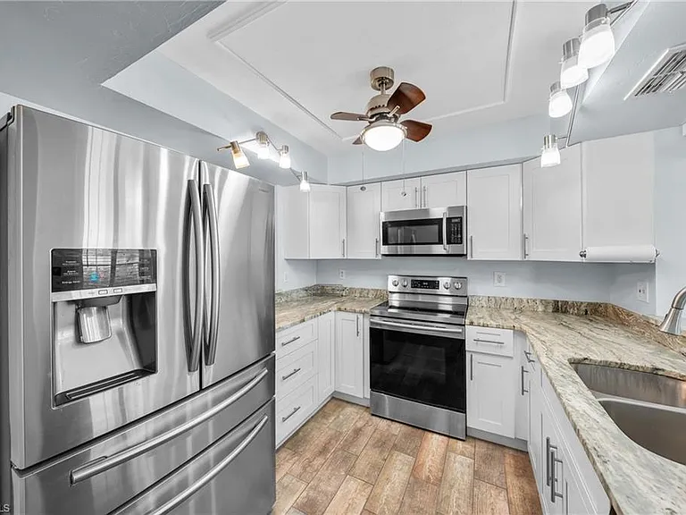 28260 Pine Haven Way #84 — Photo 9