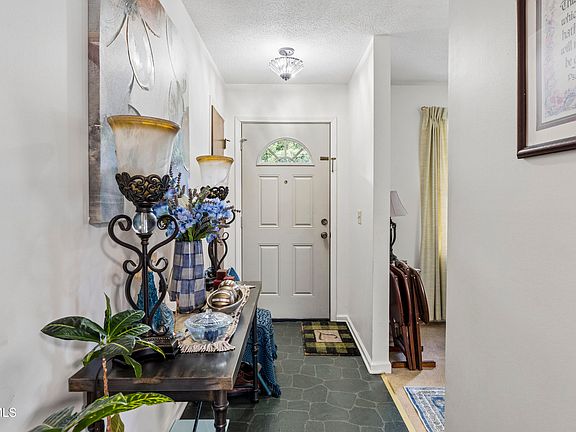 3rd image of 1205 Althea St