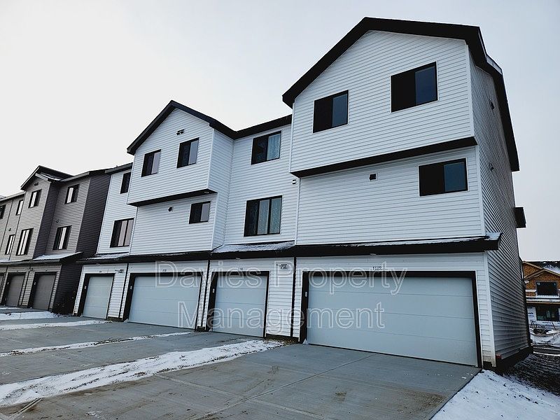 Edmonton Townhouse for rent - 3 Bedrooms — photo 17