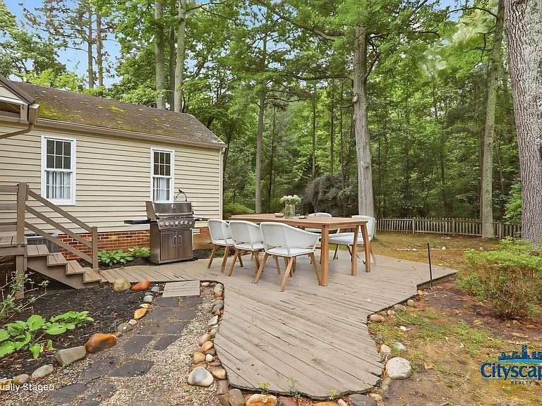 1612 Greenfield Dr — Photo 33