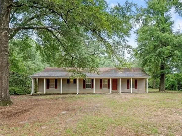 7872 S Pine Springs Dr, Saraland, AL 36571