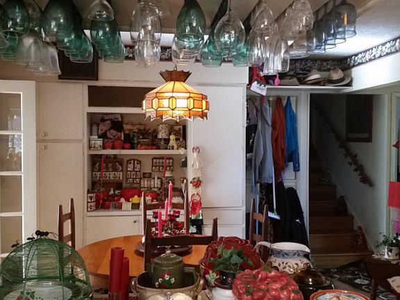 4th image of 146 W 12th St