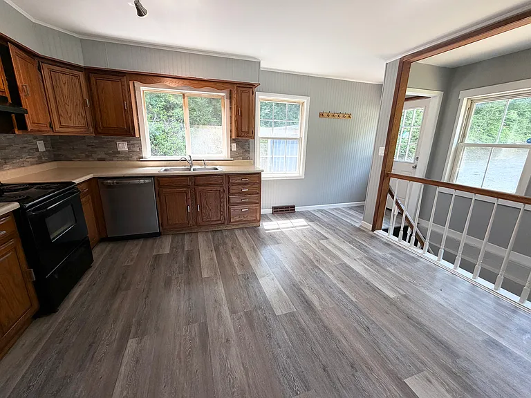 11024 Highland Estates Dr NE #1 — Photo 6