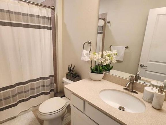 5th image of 10754 Marlberry Way