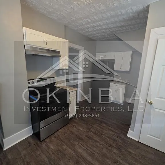 1815 Catalpa Dr — Photo 9