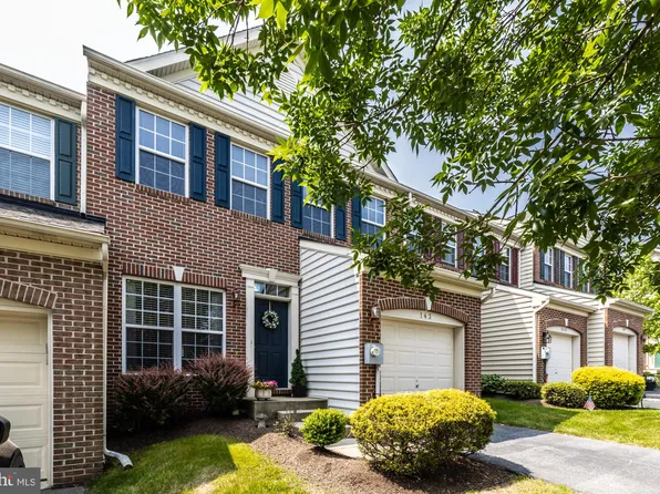 143 Penns Manor Dr, Kennett Square, PA 19348
