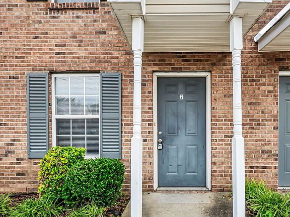 3rd image of 784 Cherrybark Ln APT 2