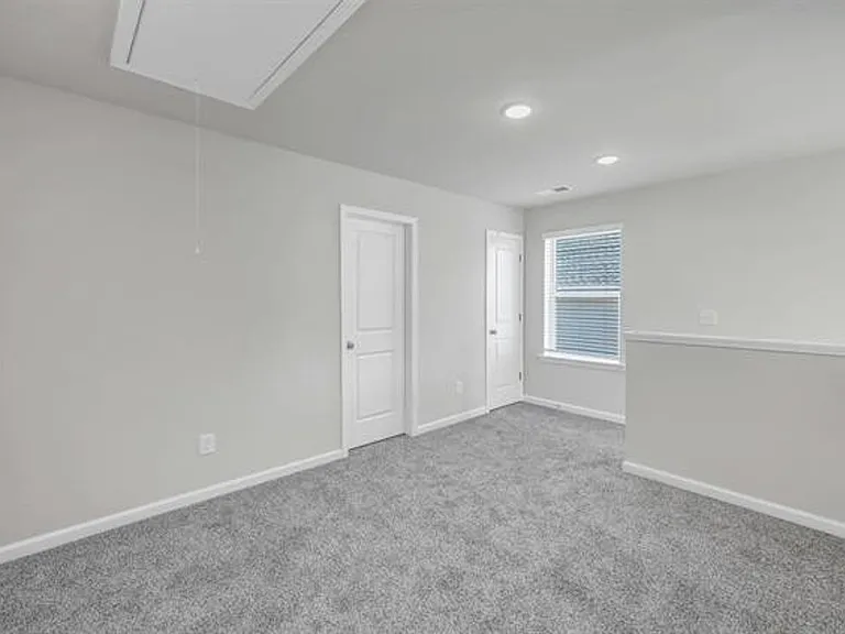 292 Balbriggan Pl — Photo 22