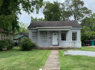 705 8th St #A, Lake Charles, LA 70601