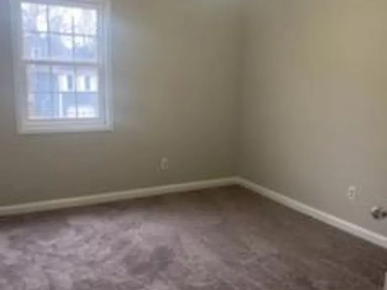 4866 Fenbrook Dr — Photo 7