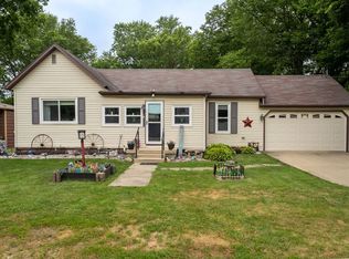 504 N 4th St, Cornell, IL 61319