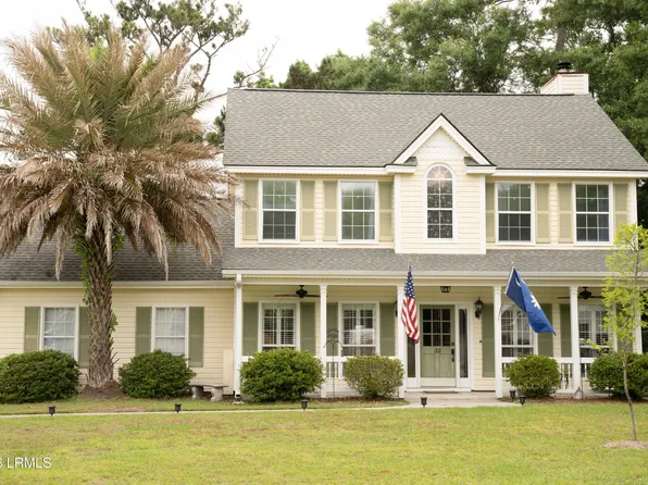 32 Christine Dr, Beaufort, SC 29907